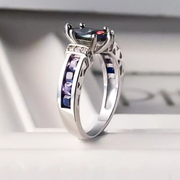 Purple Rhinestone Ring - Picture 3 of 4